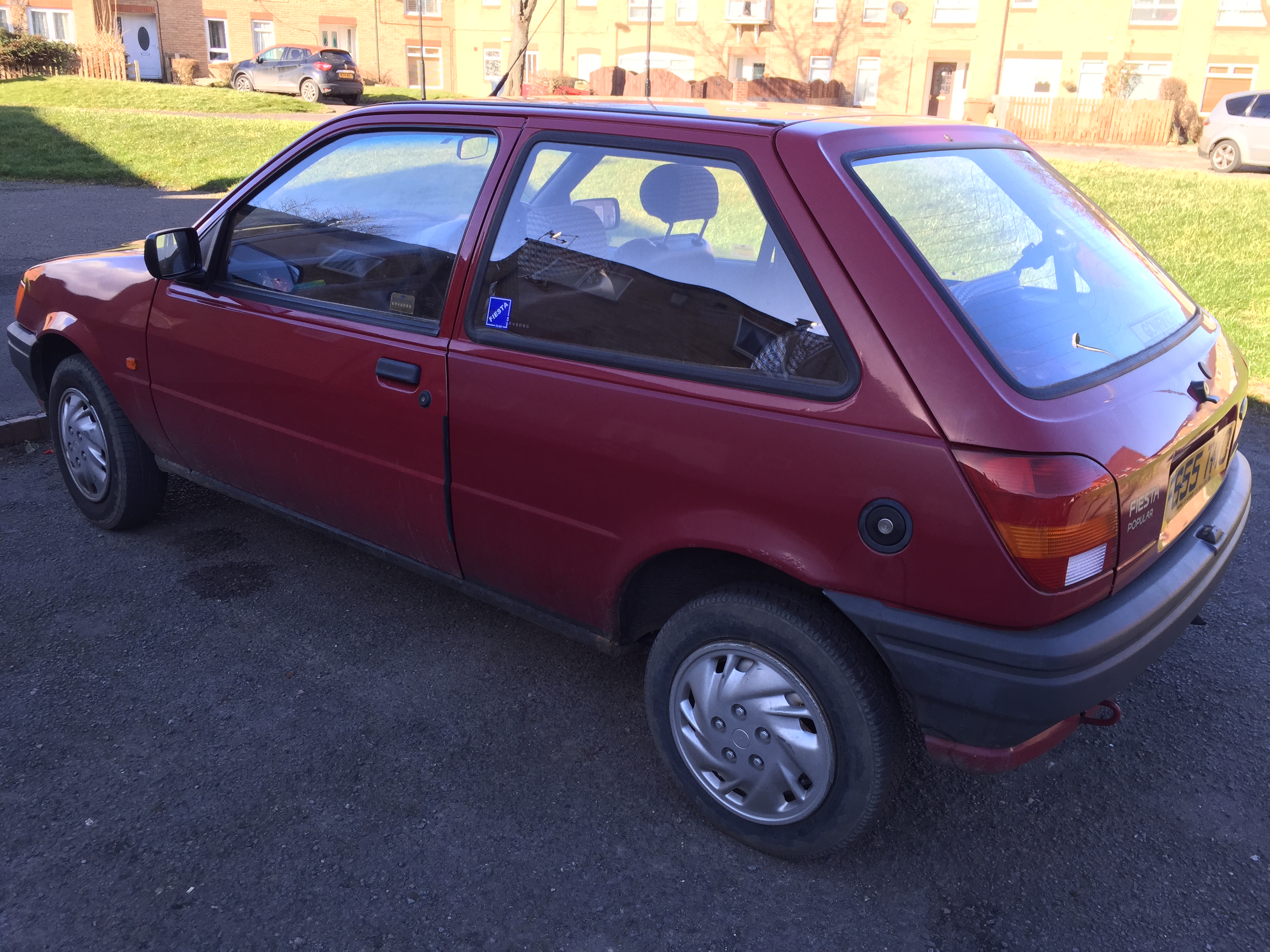 Dark Red Ford Fiesta Mk3 1.0 Popular